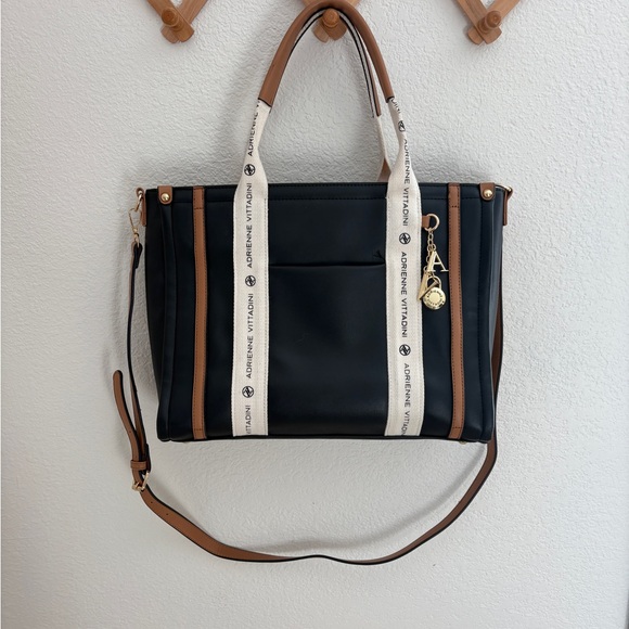 Adrienne Vittadini Montauk Tote - Picture 5 of 10